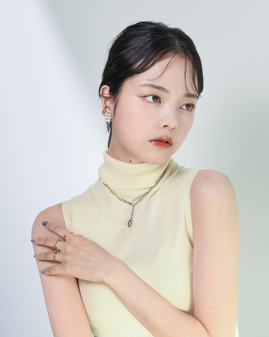 toge earrings