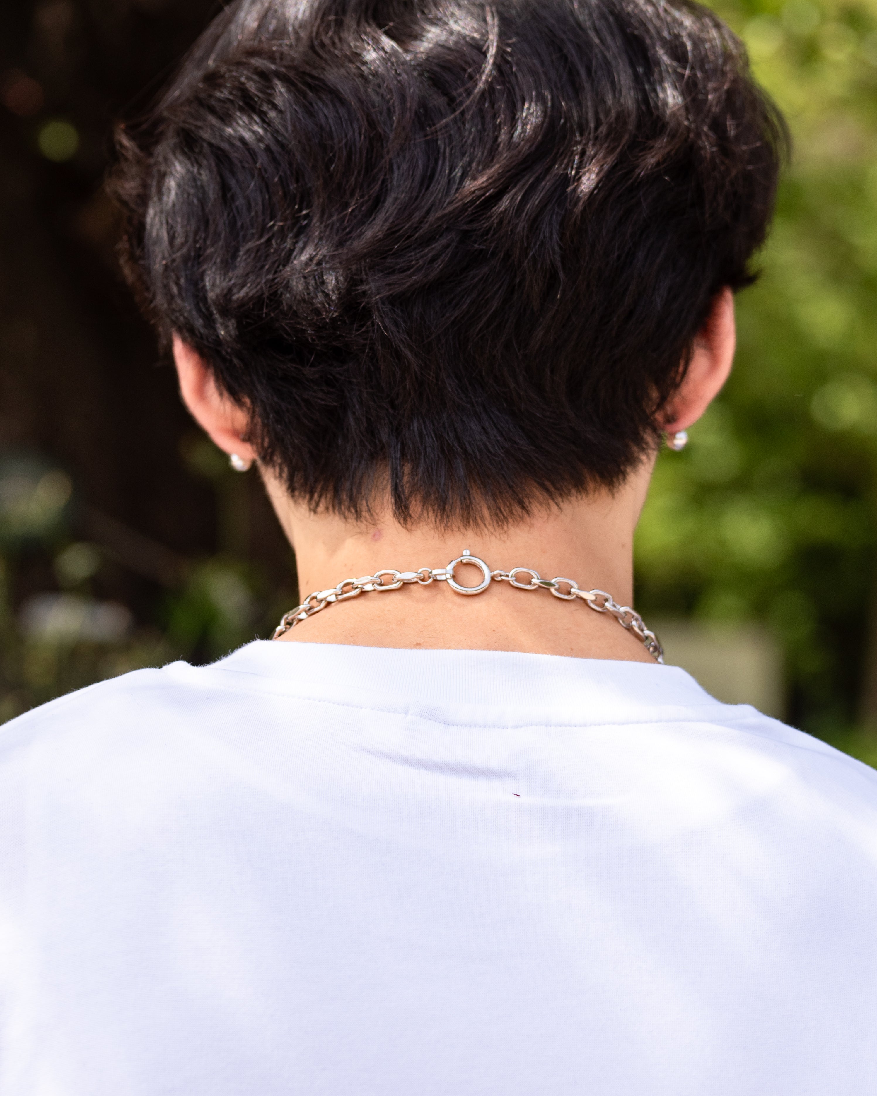cut pattern necklace