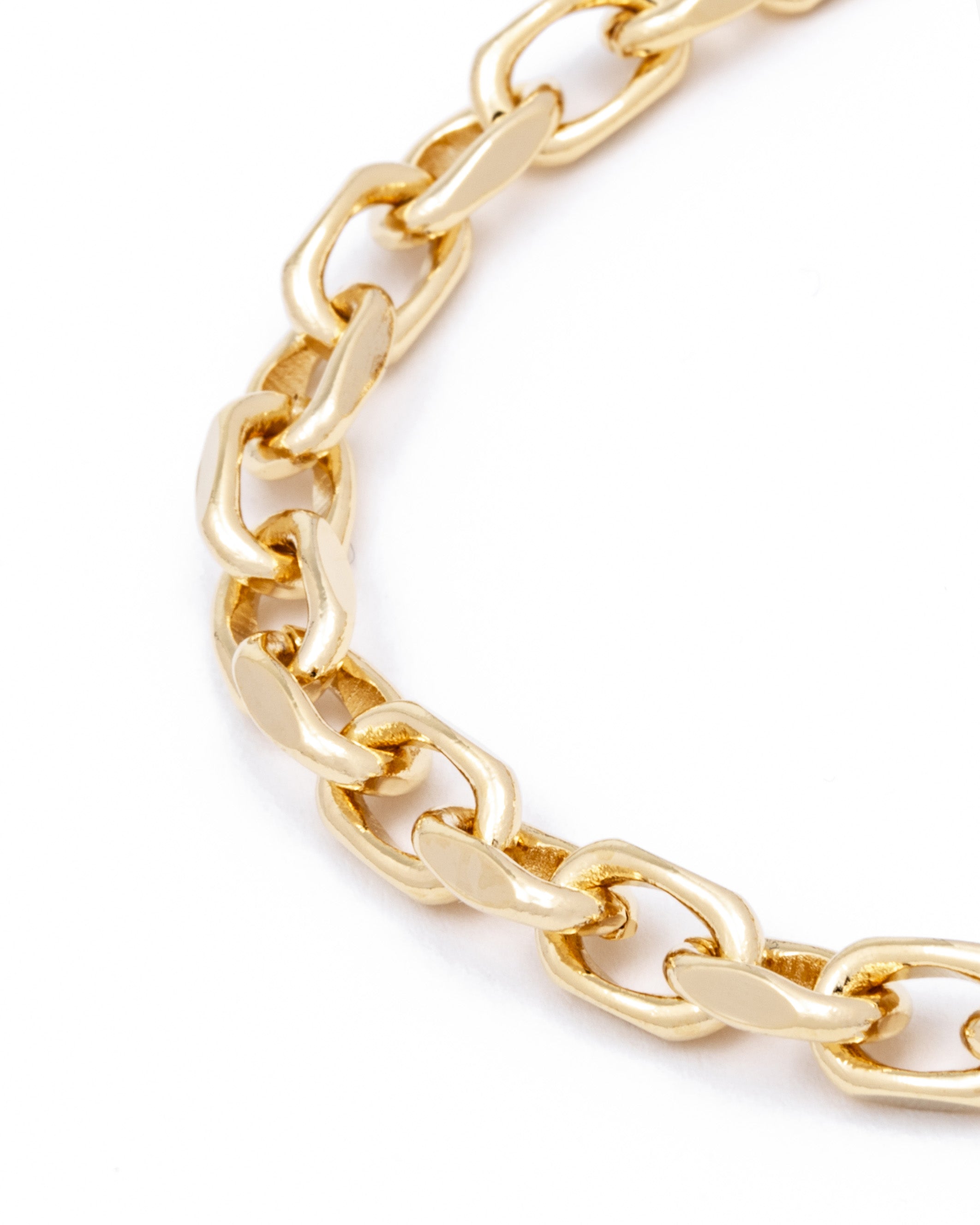 cut pattern necklace
