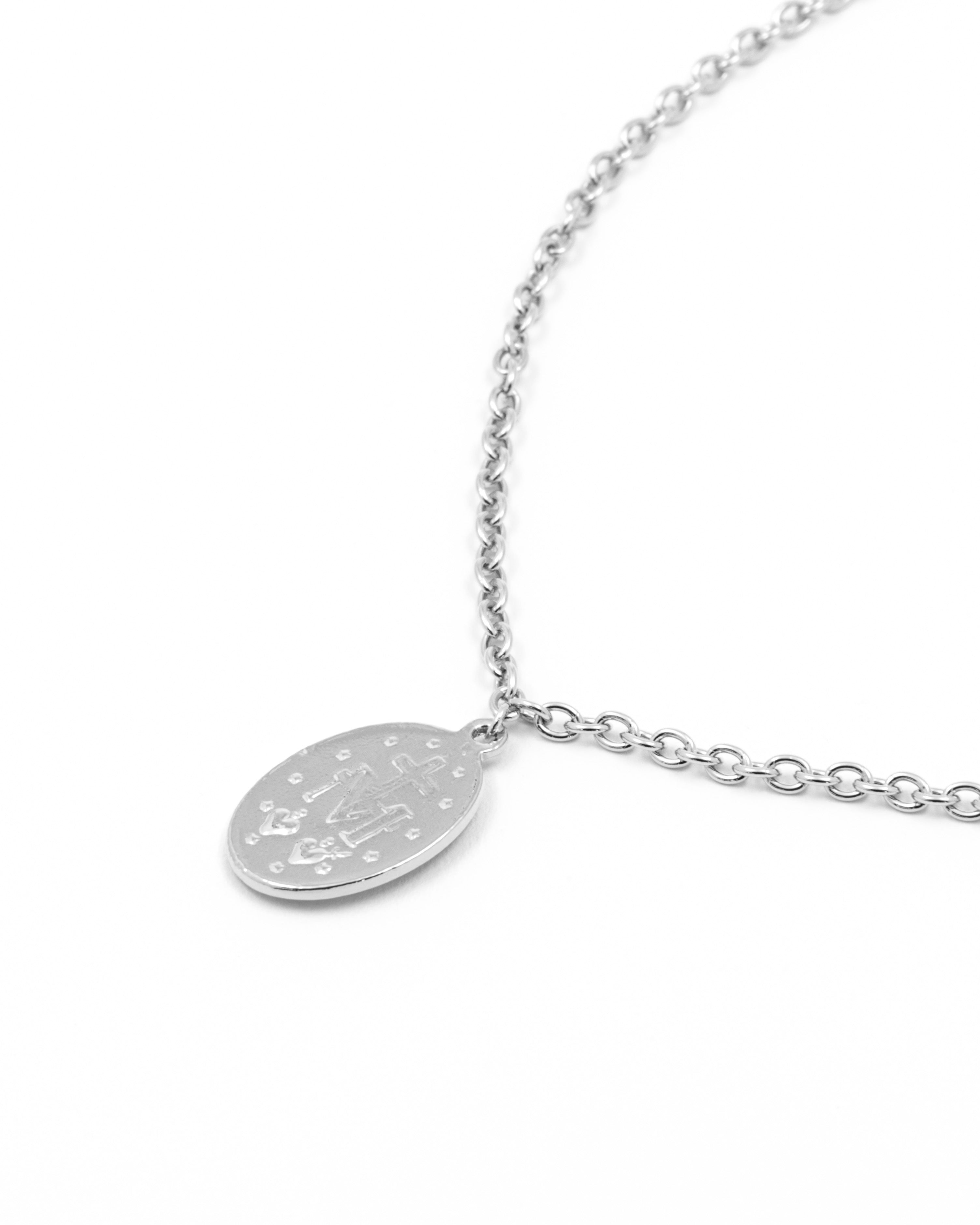 medallion necklace